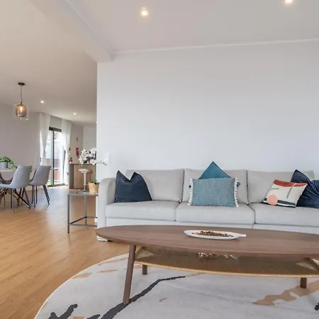 Dom wakacyjny Isaac In *