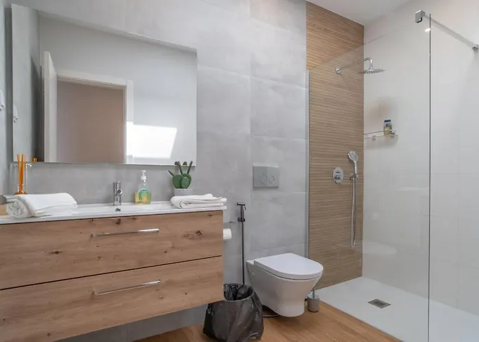 Isaac In בית נופש